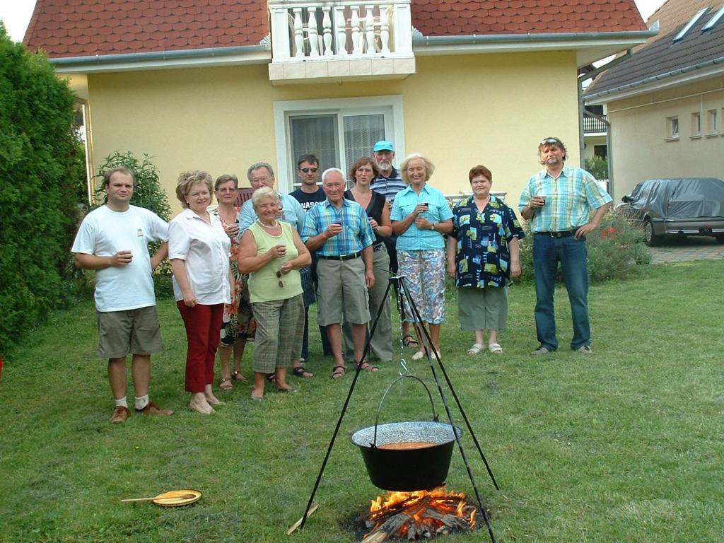 Apartmanhaz Cedrus 8 Залакарос Стая снимка