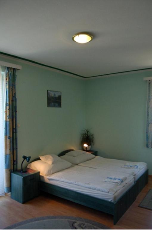 Apartmanhaz Cedrus 8 Залакарос Екстериор снимка